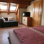 Haus Katris Apartment