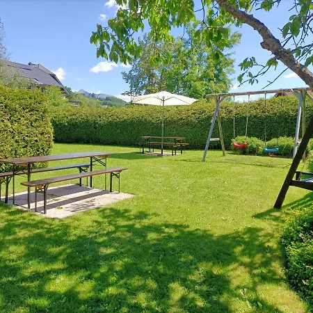 Haus Katris アパート マウテルンドルフ