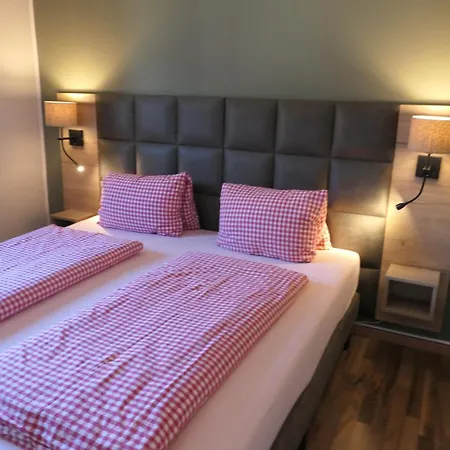 Haus Katris * Mauterndorf (Salzburg)