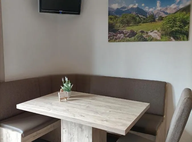 Haus Katris Апартаменты *