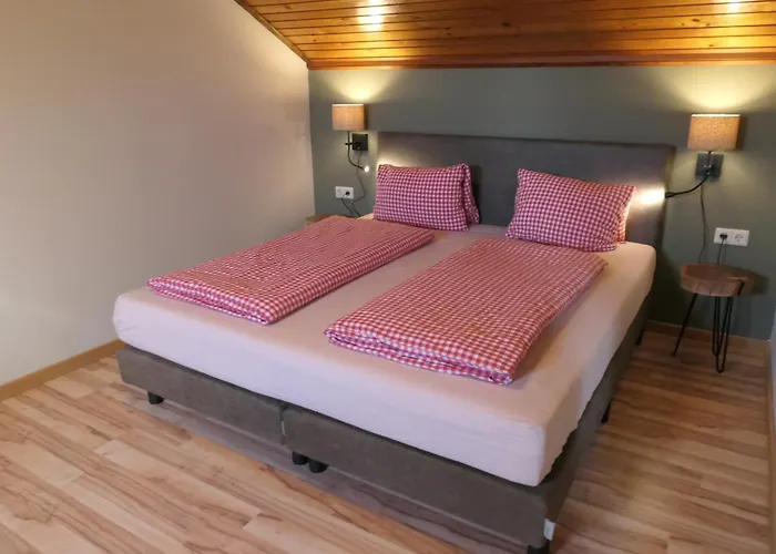 Haus Katris Маутерндорф